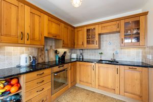 Kitchen- click for photo gallery